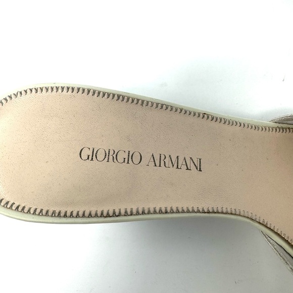 Giorgio Armani Ivory Patent Slingback Heels – Size 37.5 | Minimalist Luxury - Picture 6 of 9